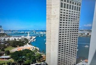 325 S Biscayne Blvd #2120, Miami FL 33131