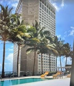 325 S Biscayne Blvd #2120, Miami FL 33131