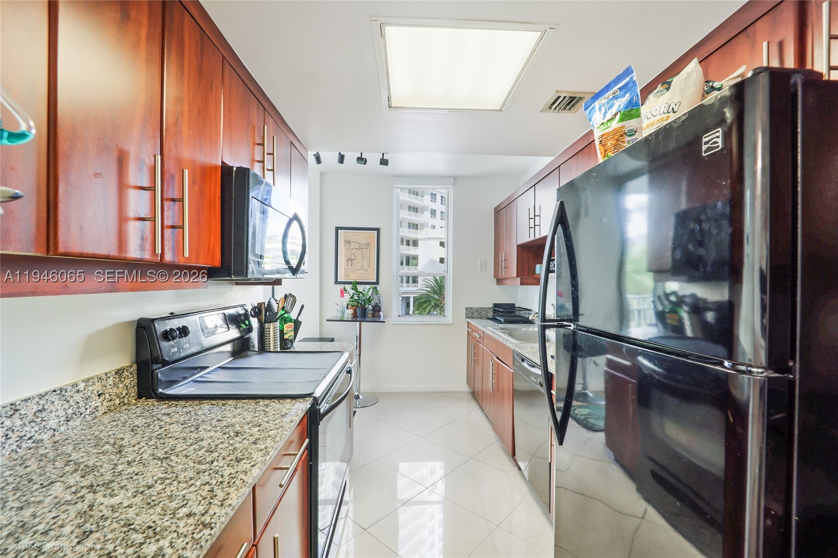 701 Brickell Key Blvd #404, Miami FL 33131