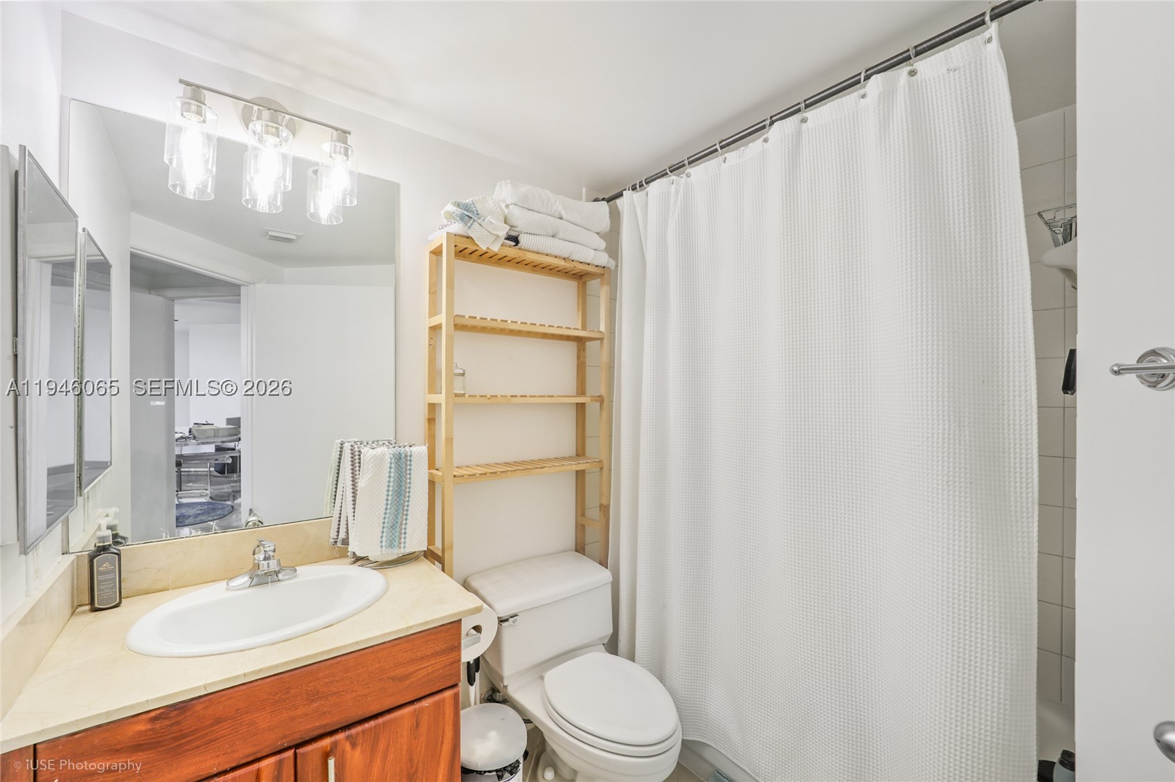 701 Brickell Key Blvd #404, Miami FL 33131