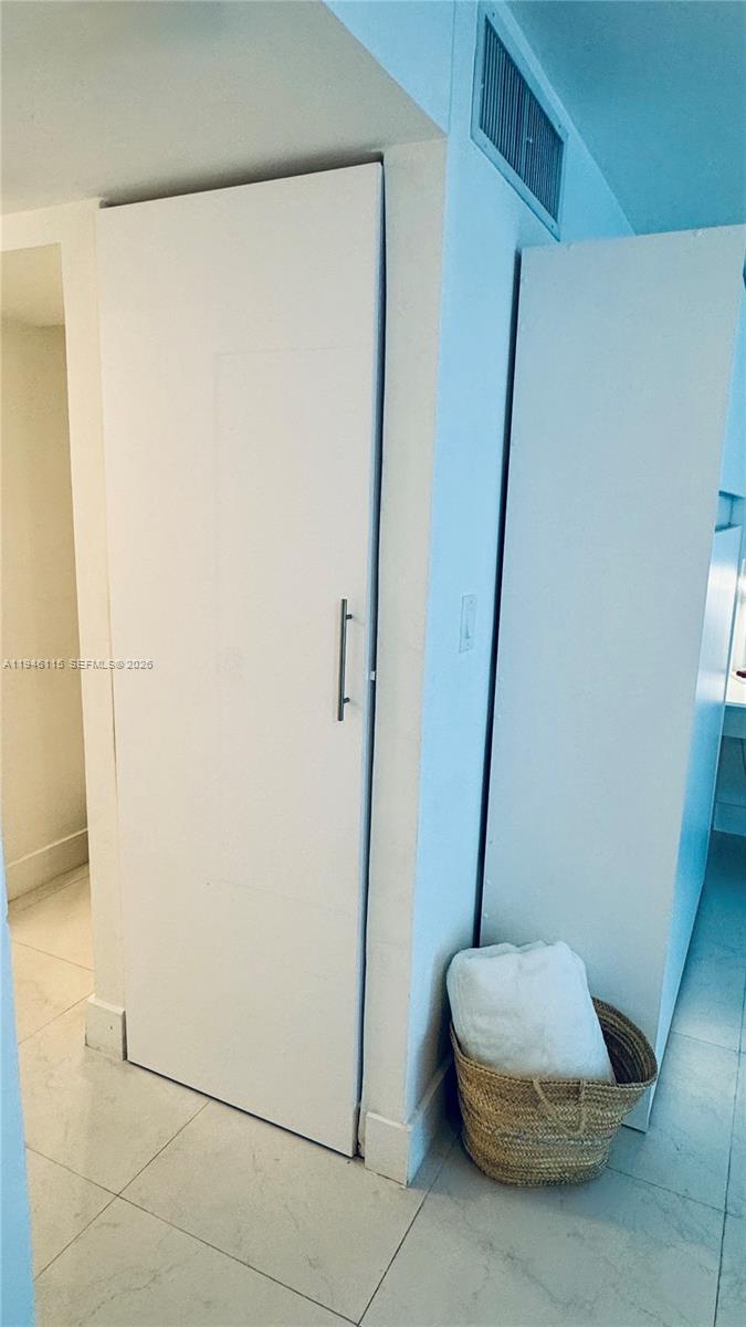 1200 West Ave #824, Miami Beach FL 33139