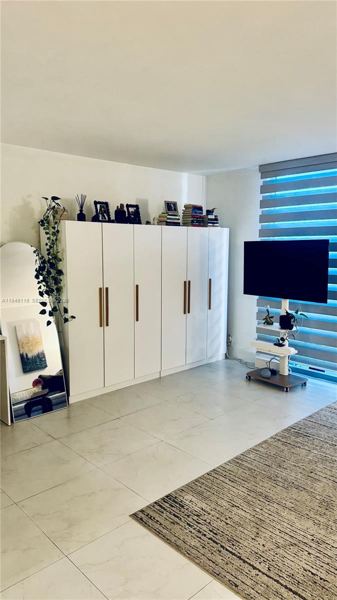1200 West Ave #824, Miami Beach FL 33139