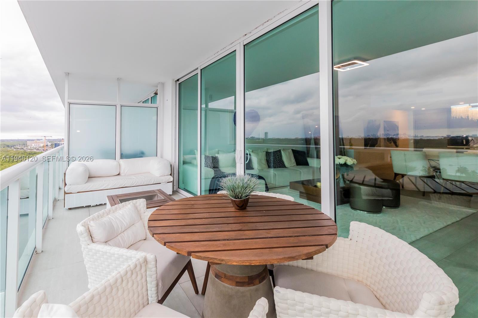 400 Sunny Isles Blvd #1504, Sunny Isles Beach FL 33160
