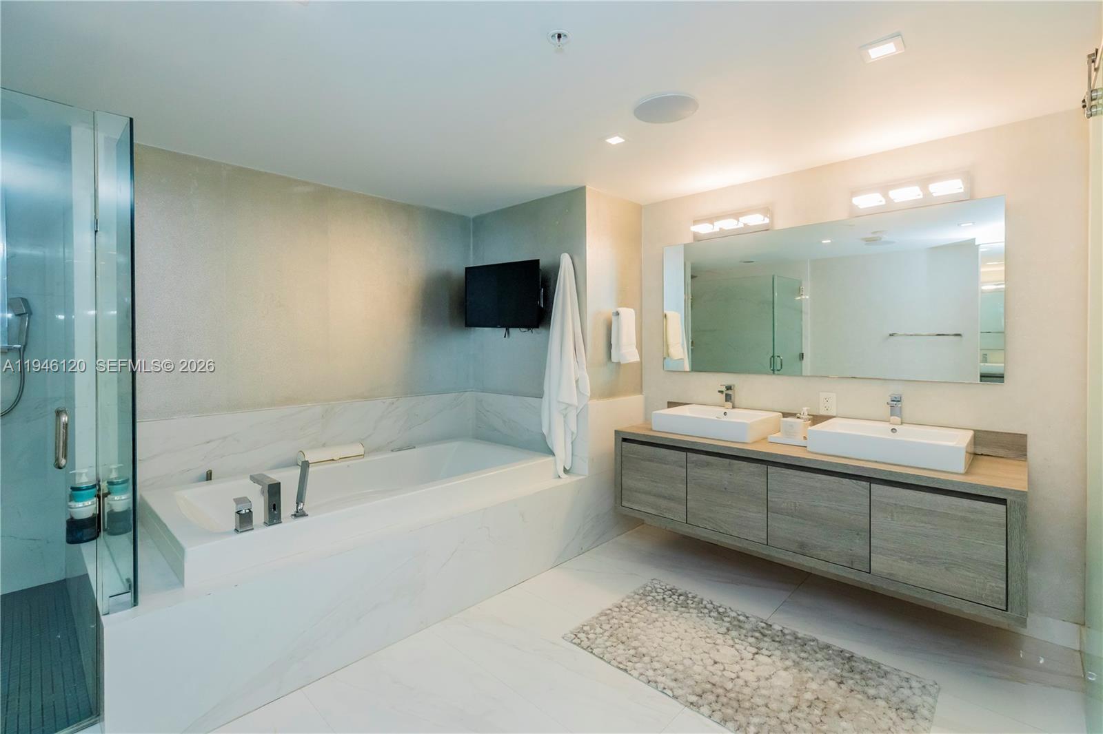 400 Sunny Isles Blvd #1504, Sunny Isles Beach FL 33160