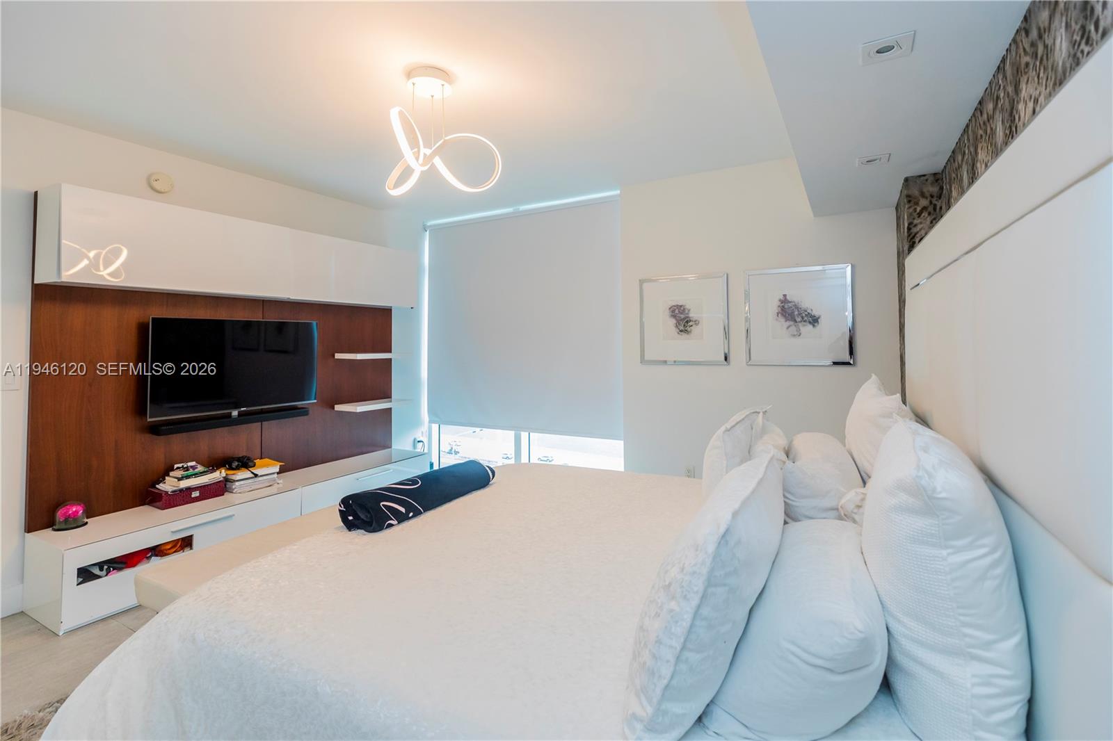 400 Sunny Isles Blvd #1504, Sunny Isles Beach FL 33160