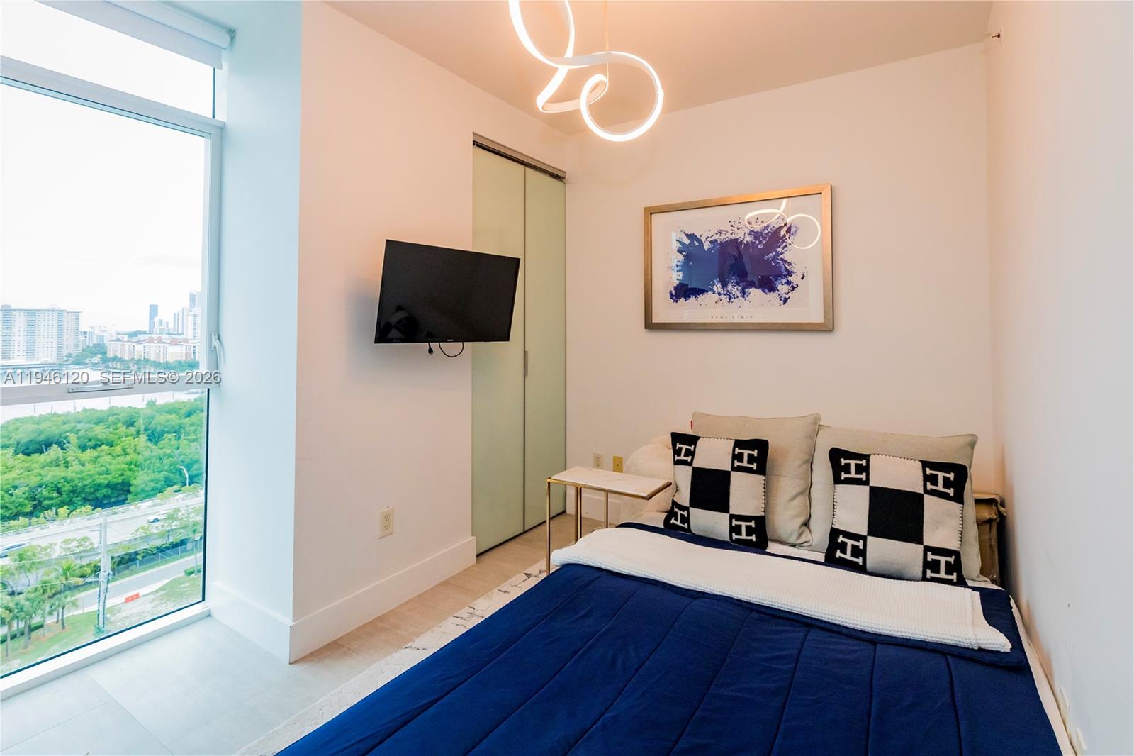 400 Sunny Isles Blvd #1504, Sunny Isles Beach FL 33160