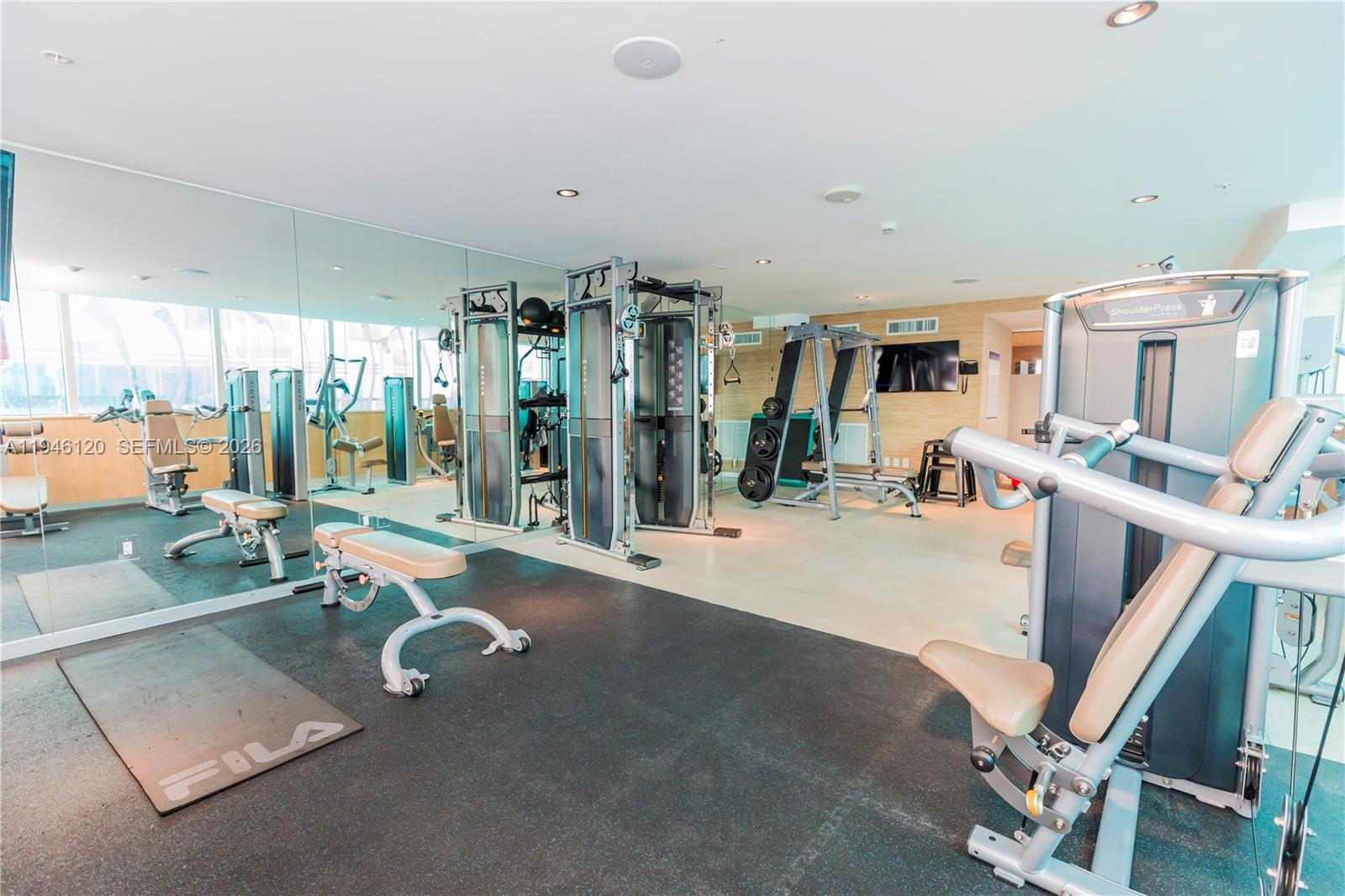400 Sunny Isles Blvd #1504, Sunny Isles Beach FL 33160