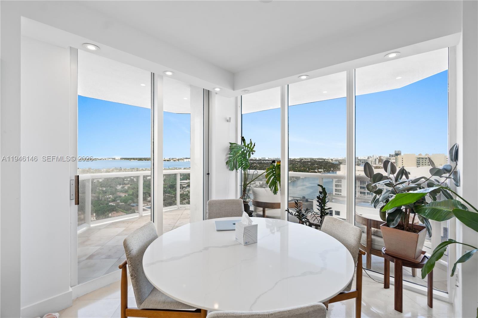 4779 Collins Ave #2607, Miami Beach FL 33140