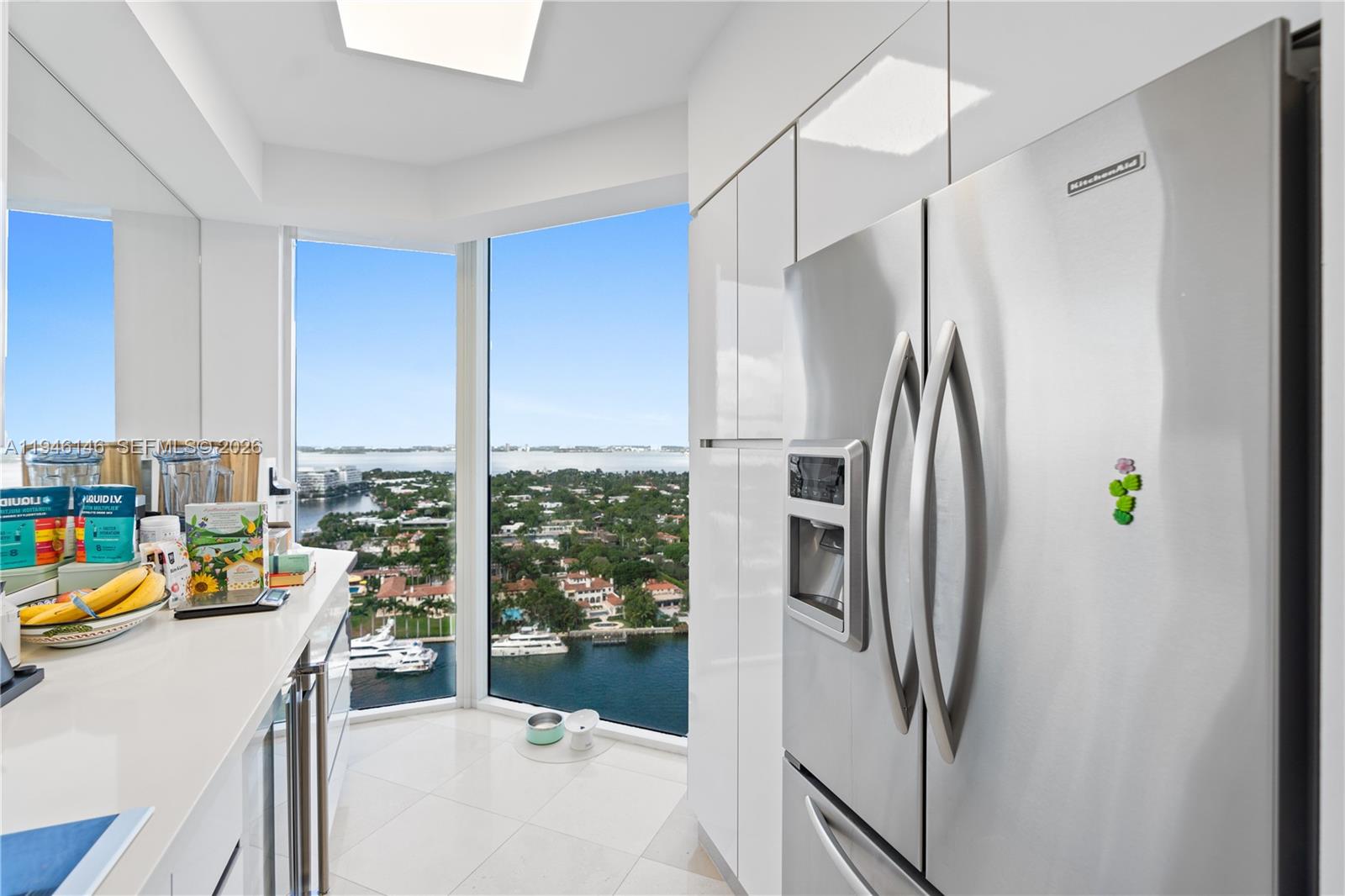 4779 Collins Ave #2607, Miami Beach FL 33140