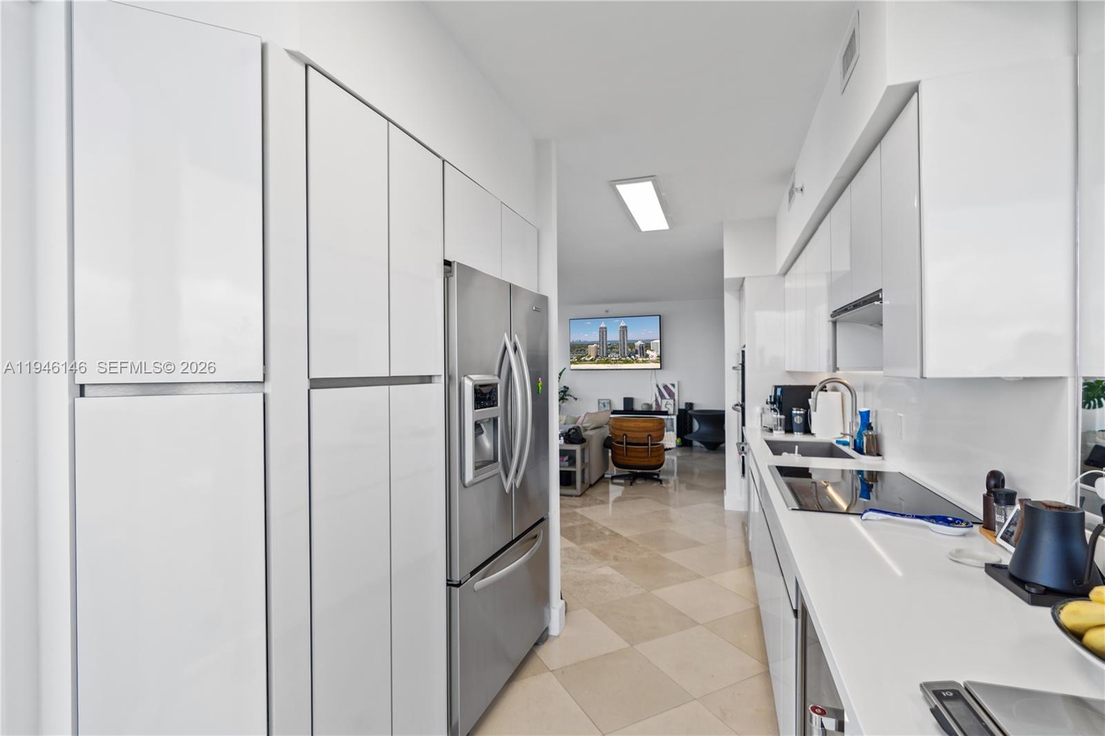 4779 Collins Ave #2607, Miami Beach FL 33140