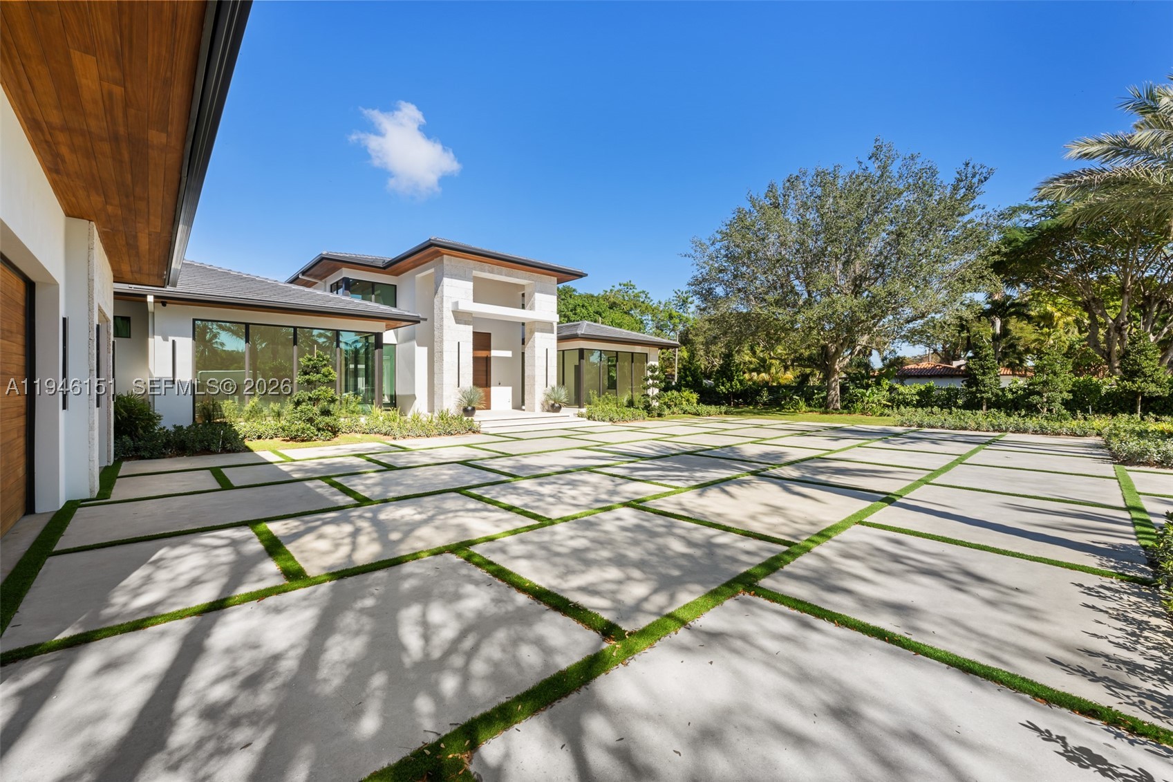 7725 SW 114th St, Pinecrest FL 33156