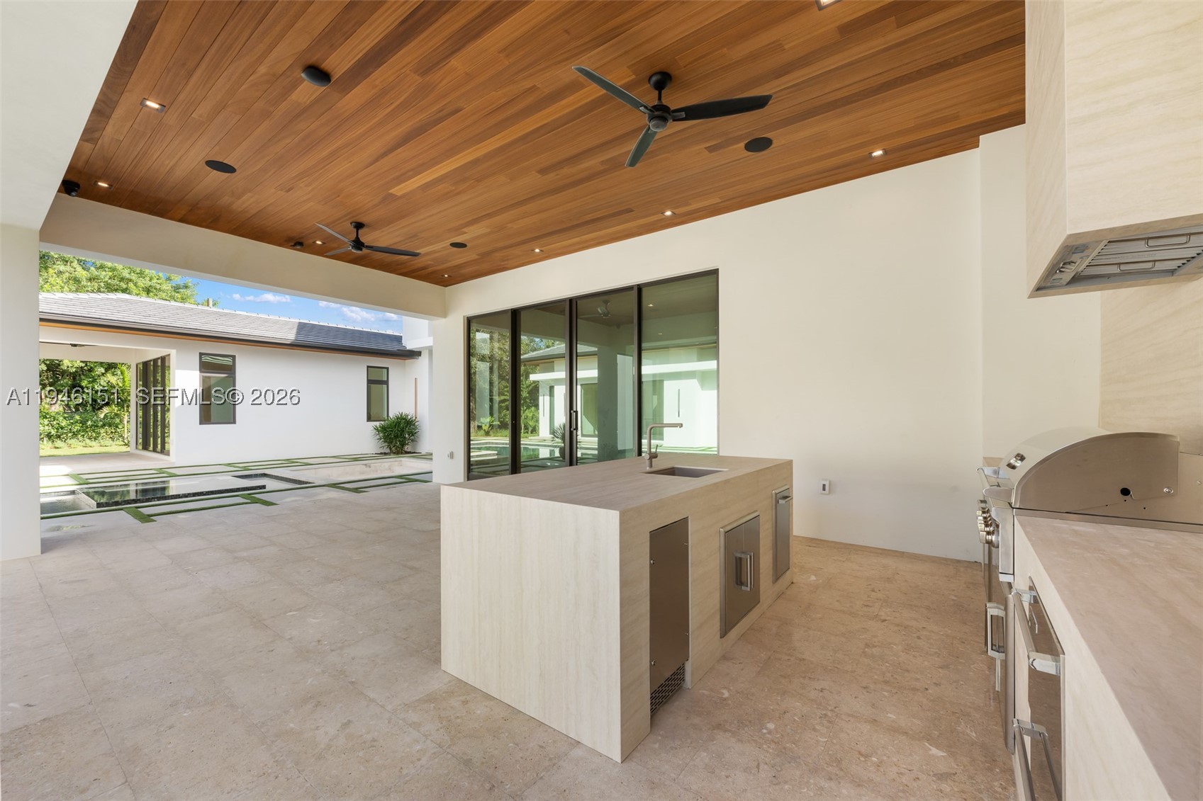 7725 SW 114th St, Pinecrest FL 33156
