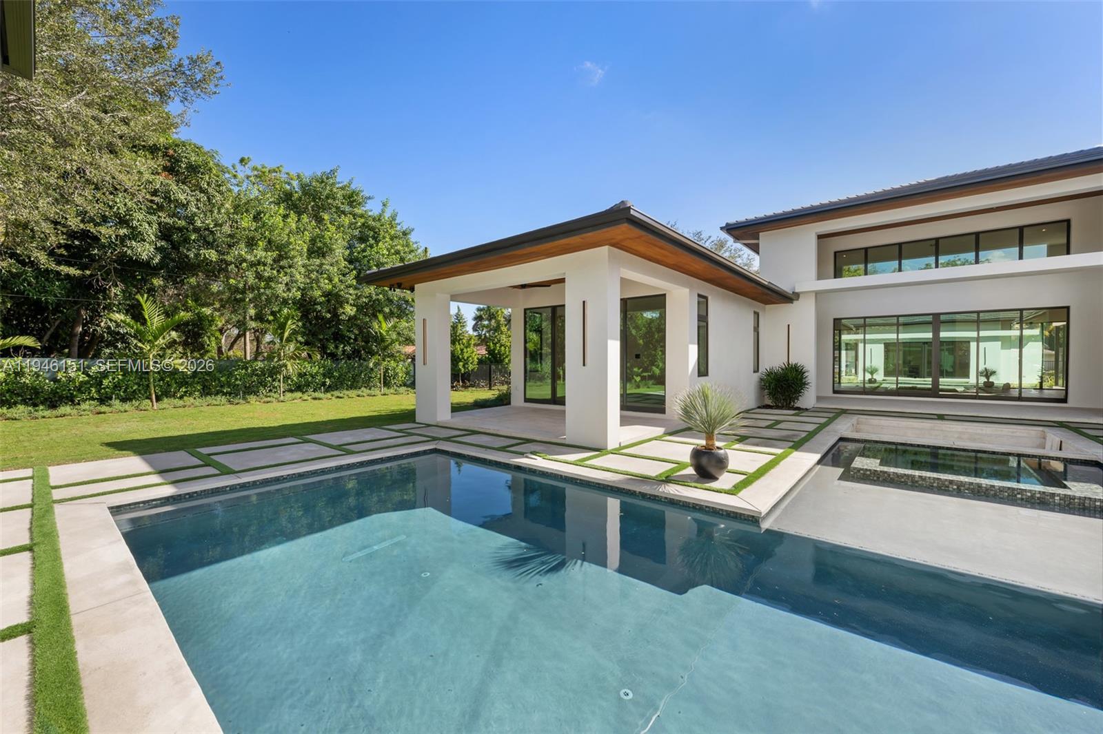 7725 SW 114th St, Pinecrest FL 33156