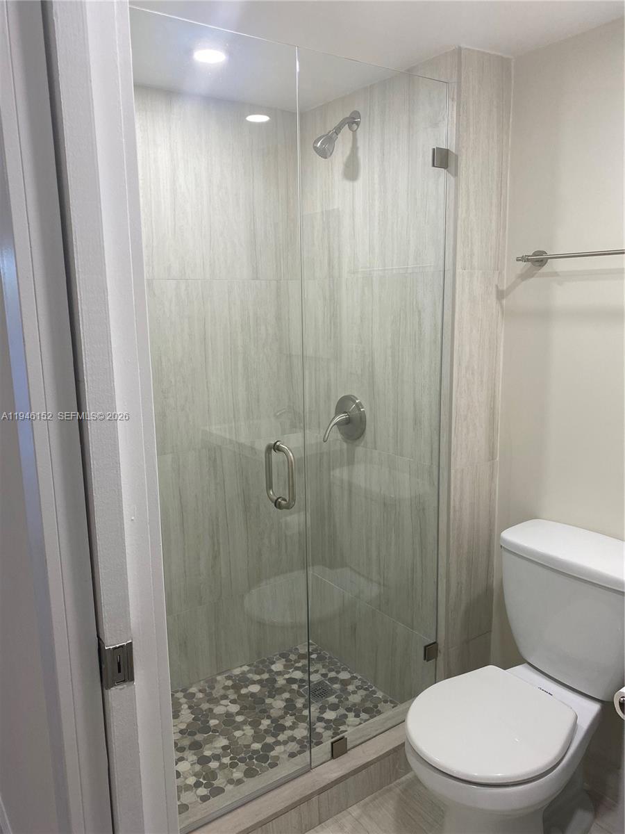 2575 SW 27th Ave #212, Coconut Grove FL 33133