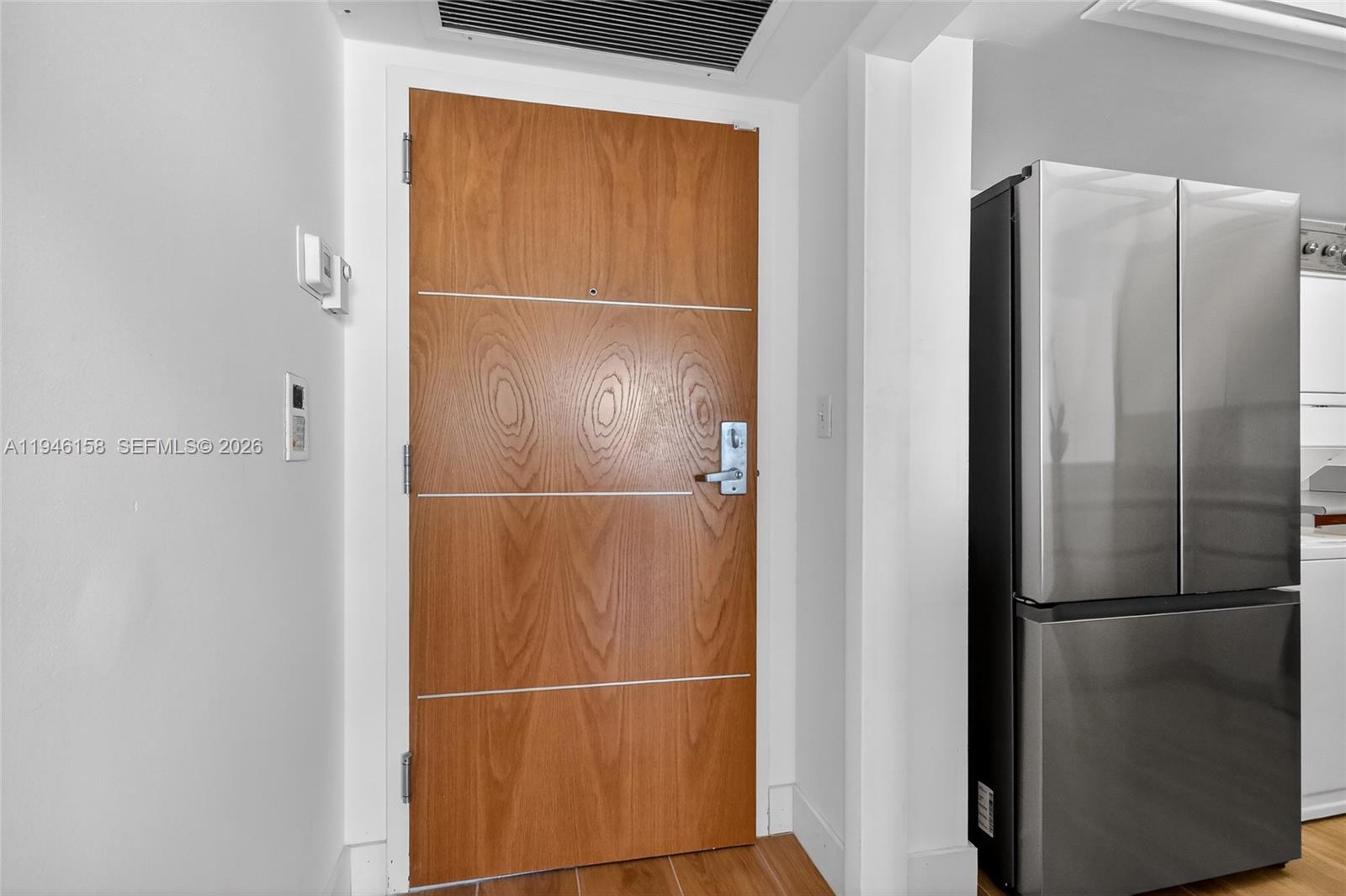 400 S Pointe Dr #1608, Miami Beach FL 33139