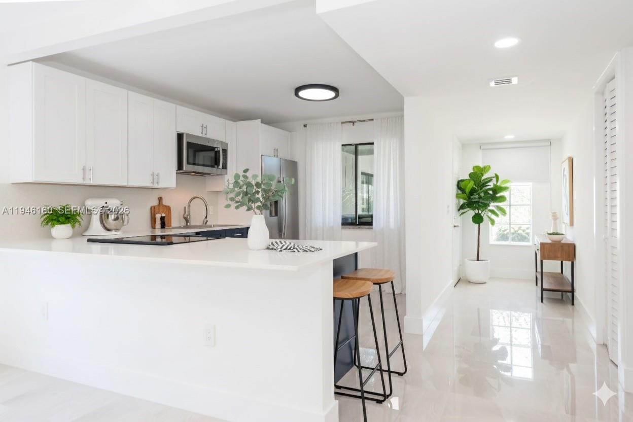16461 Blatt Blvd #104, Weston FL 33326