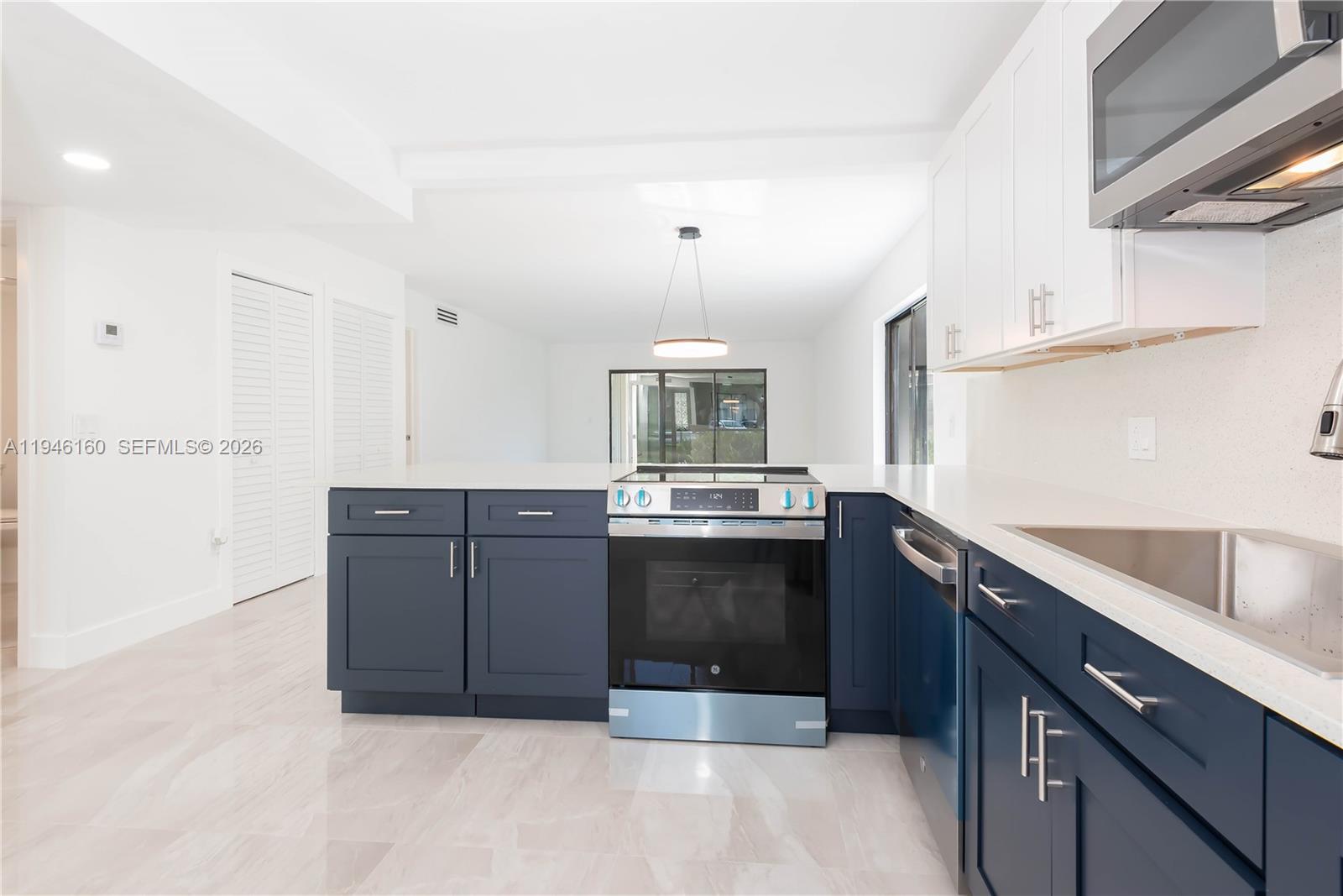 16461 Blatt Blvd #104, Weston FL 33326