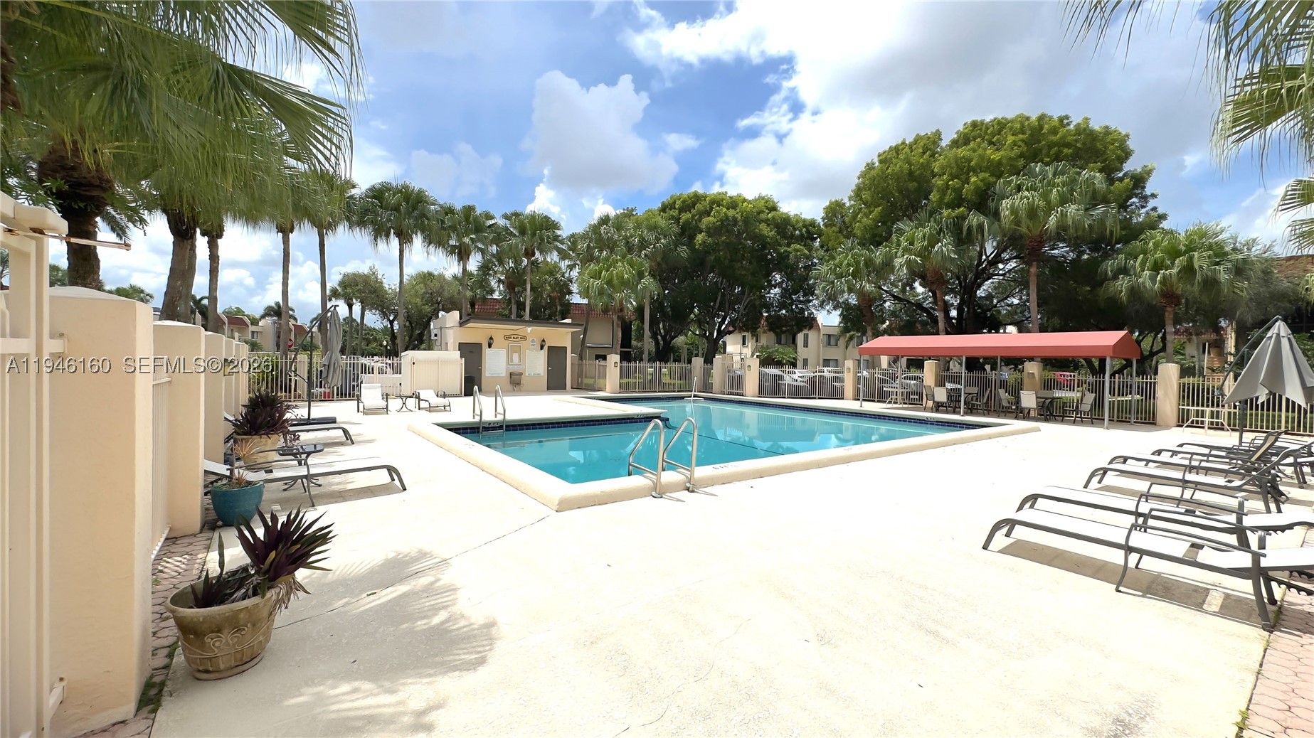 16461 Blatt Blvd #104, Weston FL 33326
