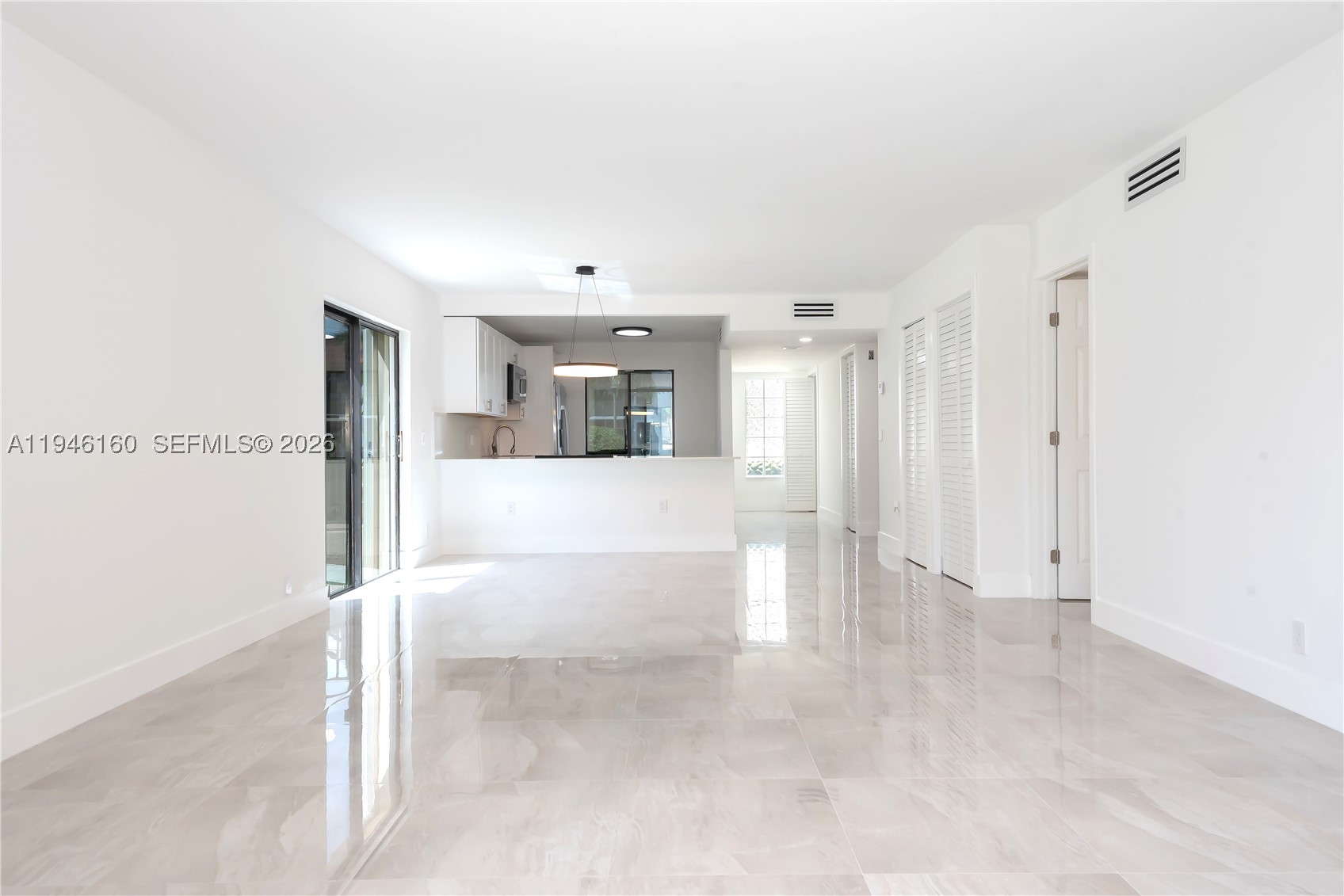 16461 Blatt Blvd #104, Weston FL 33326