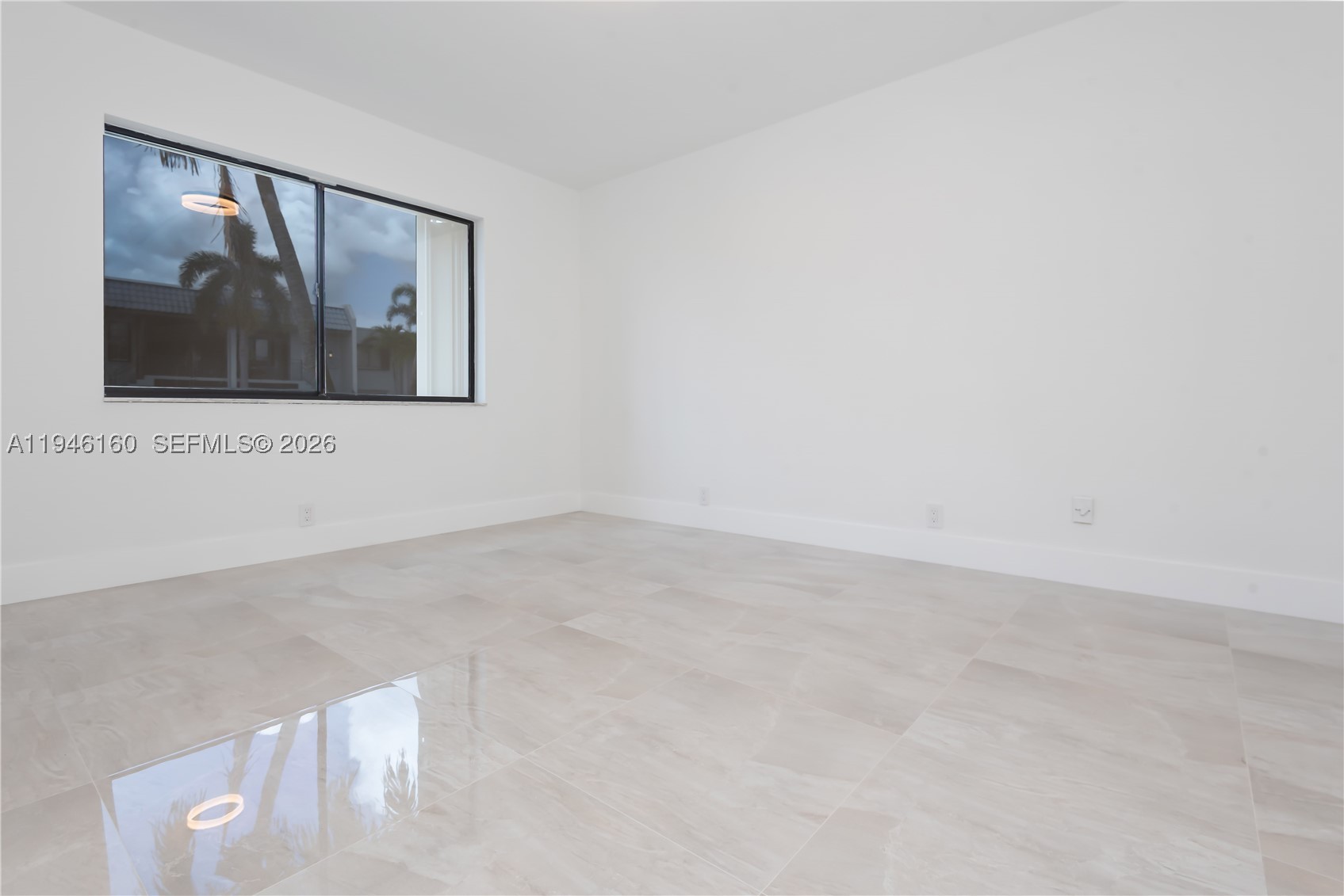 16461 Blatt Blvd #104, Weston FL 33326
