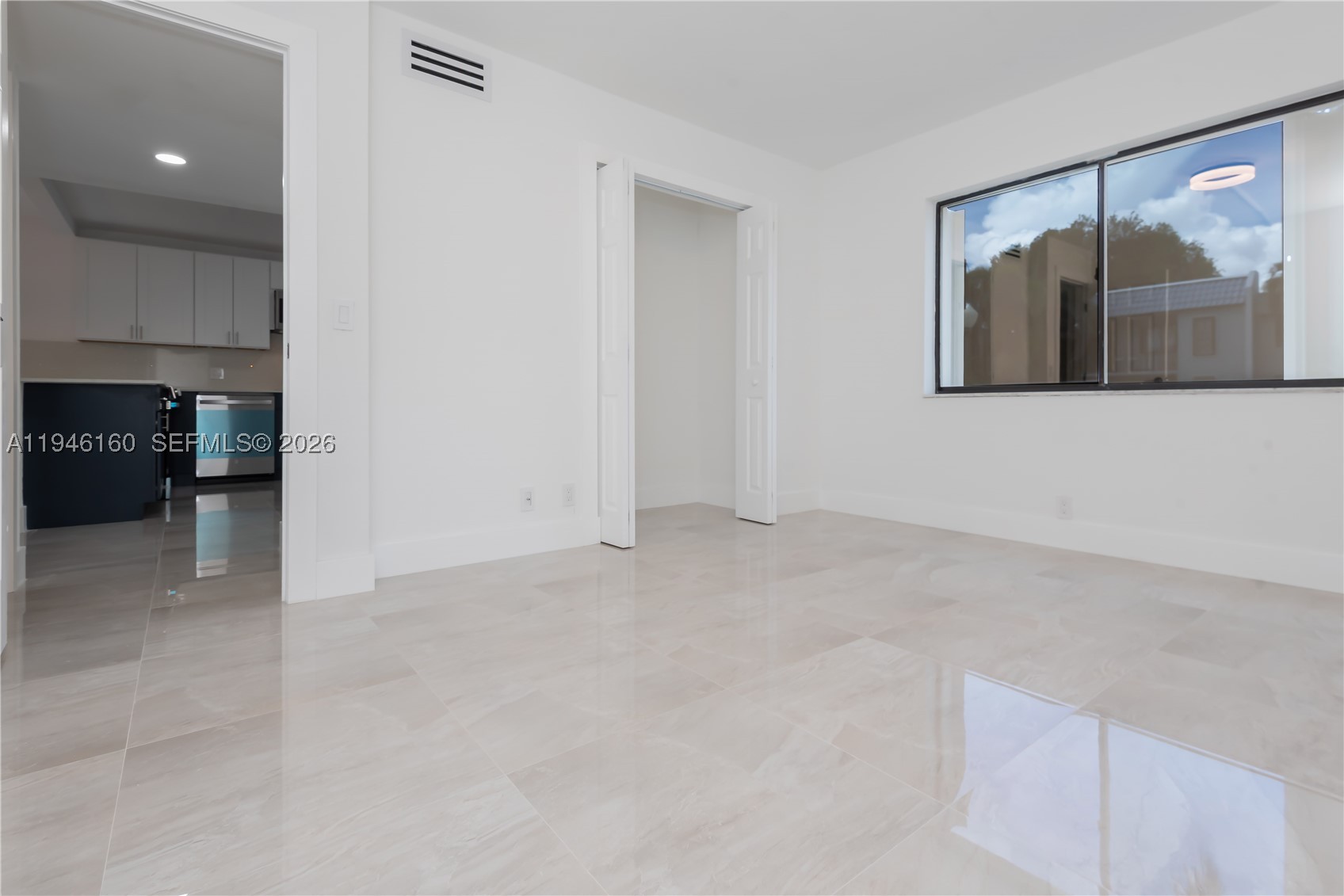 16461 Blatt Blvd #104, Weston FL 33326