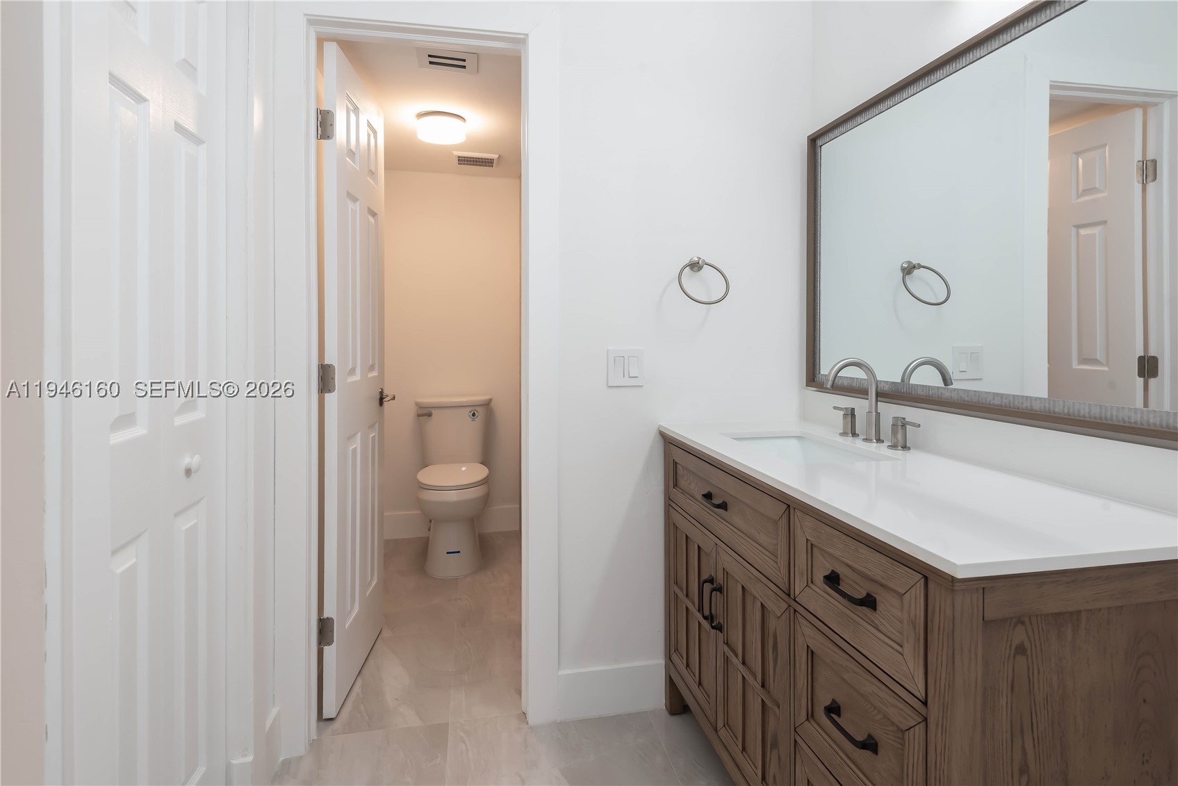 16461 Blatt Blvd #104, Weston FL 33326