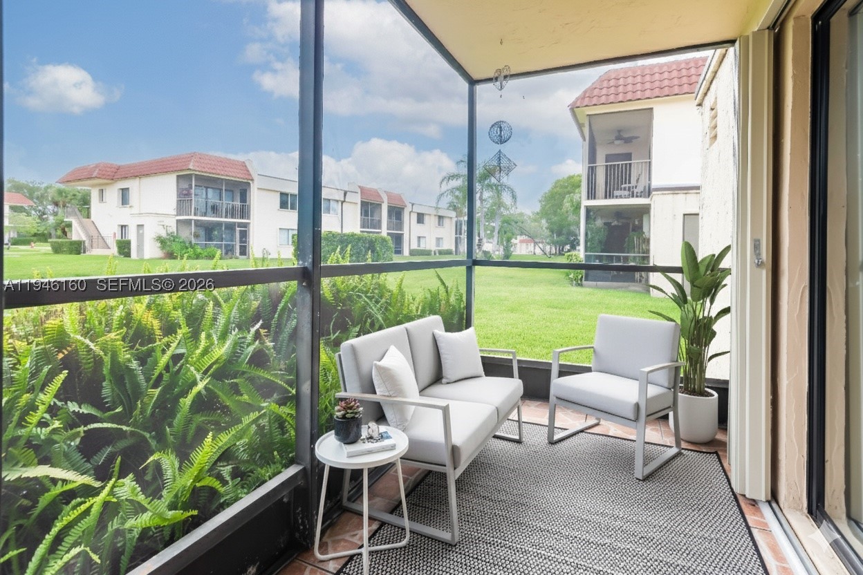 16461 Blatt Blvd #104, Weston FL 33326