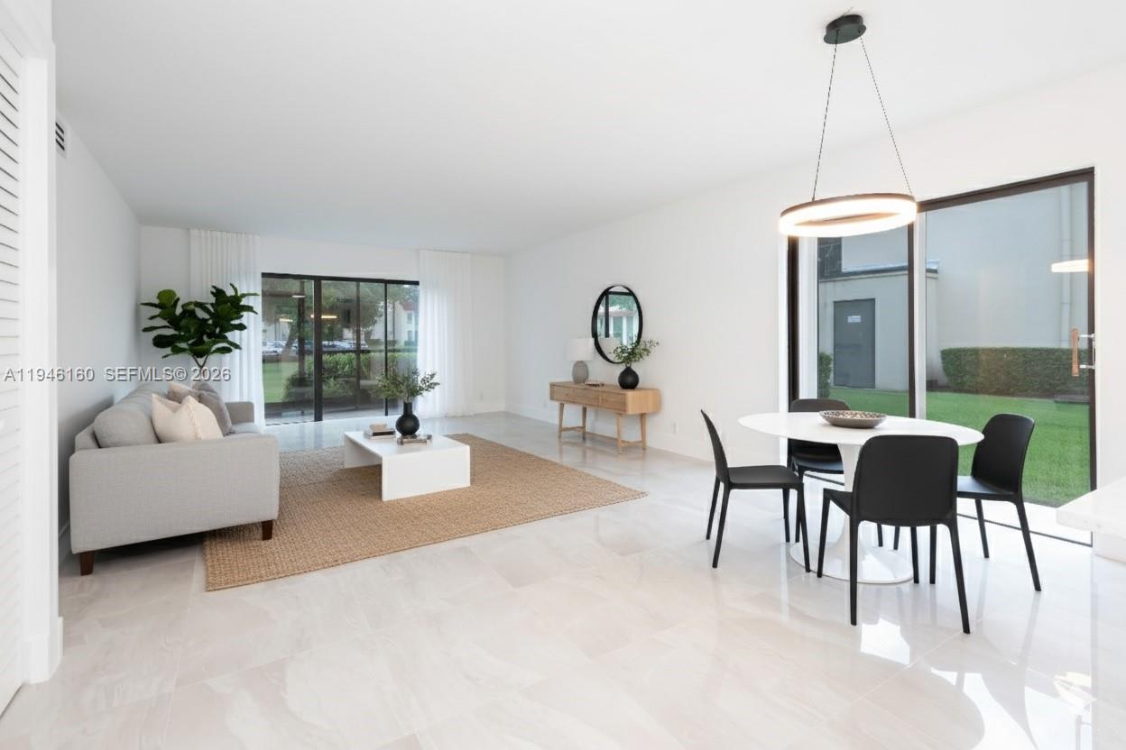 16461 Blatt Blvd #104, Weston FL 33326
