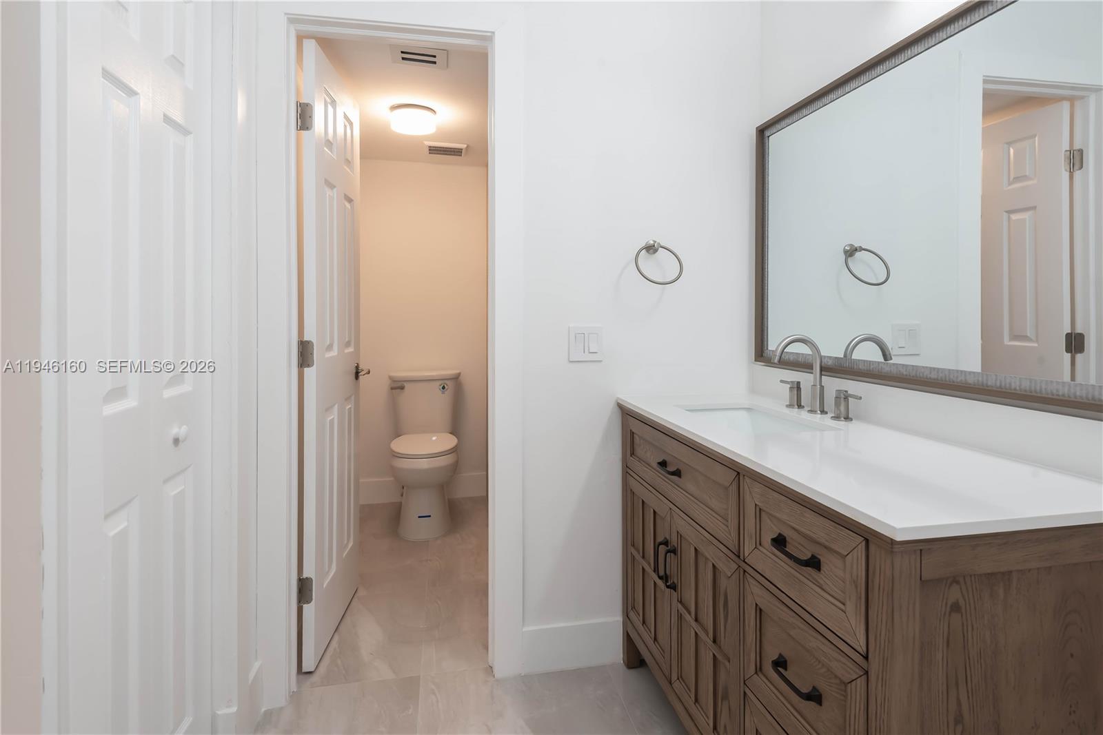 16461 Blatt Blvd #104, Weston FL 33326