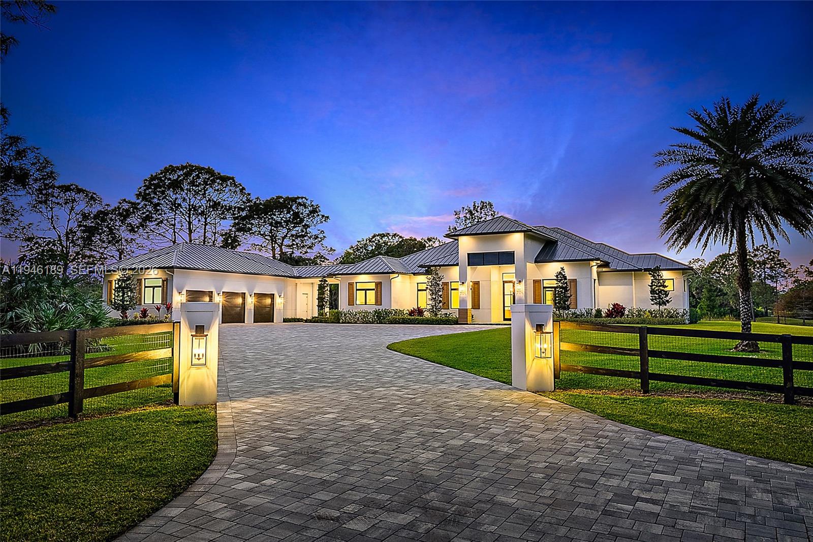14527 Pepper Bush Dr, Palm Beach Gardens FL 33418