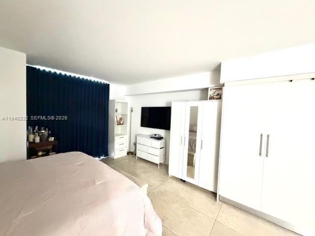 50 Biscayne Blvd #705, Miami FL 33132