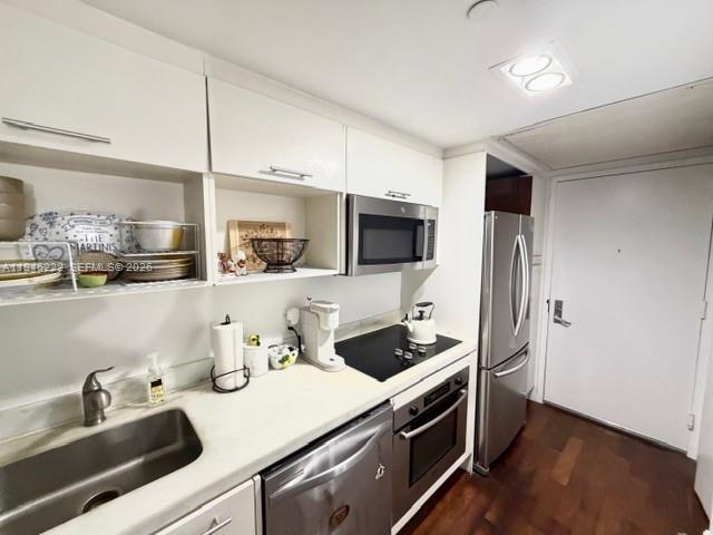 50 Biscayne Blvd #705, Miami FL 33132