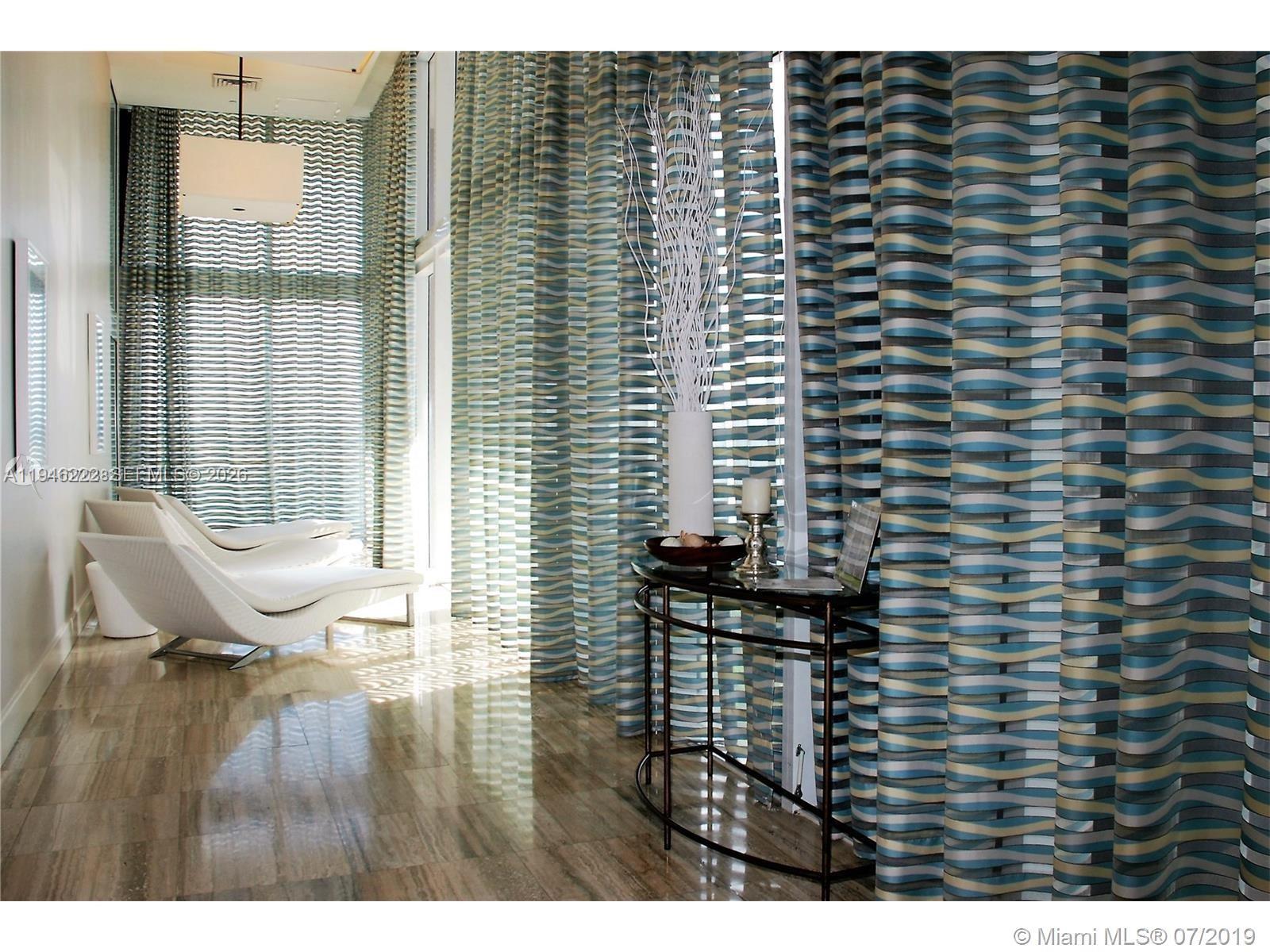 50 Biscayne Blvd #705, Miami FL 33132