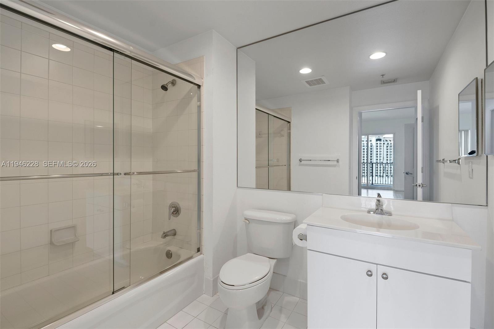 10 Aragon Ave #1110, Coral Gables FL 33134
