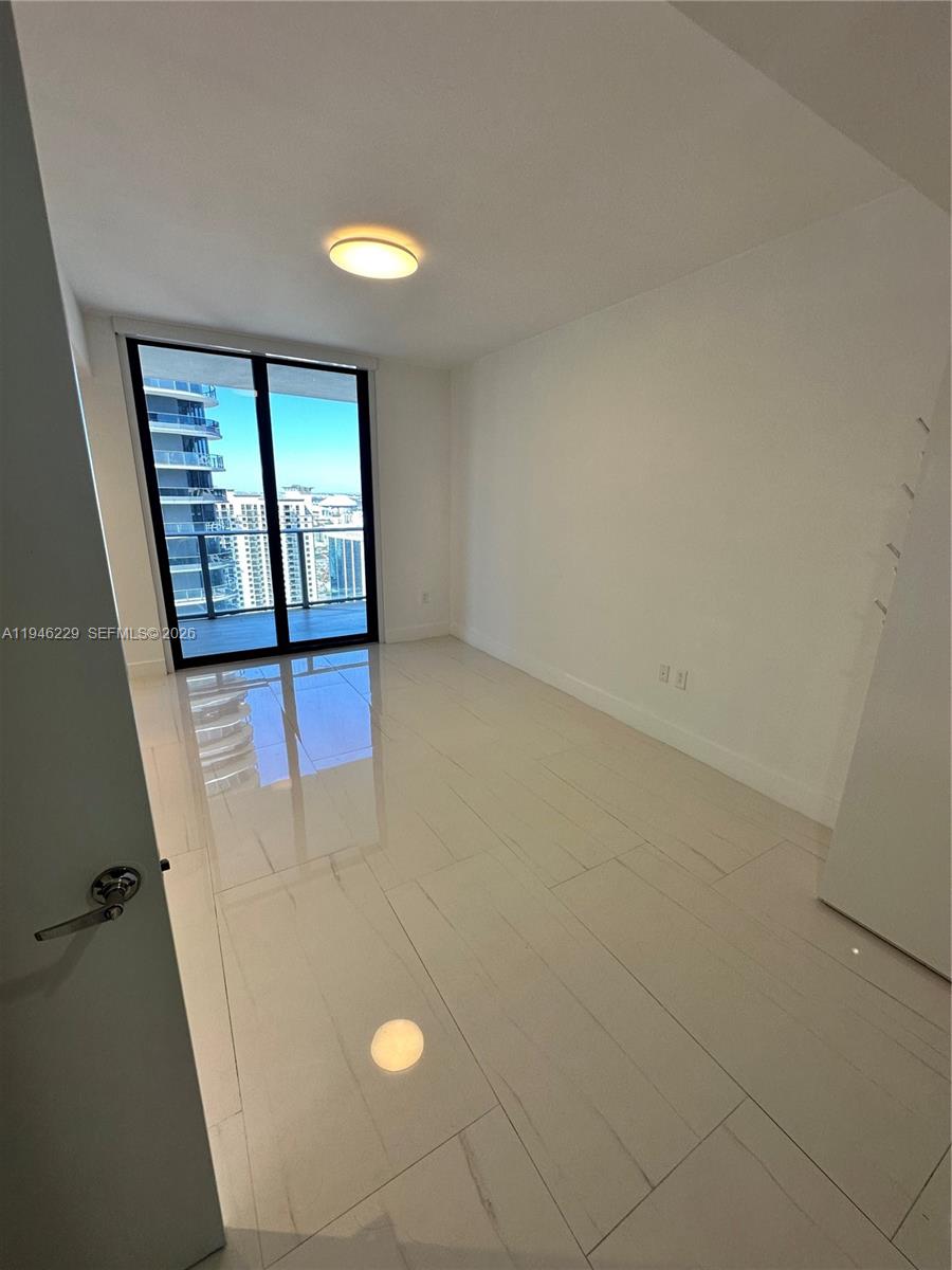 1010 BRICKELL AVE #3809, Miami FL 33131