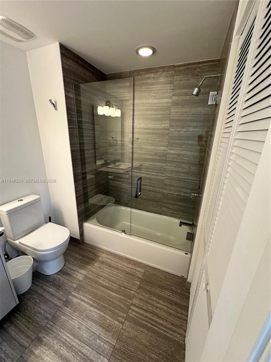 1010 BRICKELL AVE #3809, Miami FL 33131