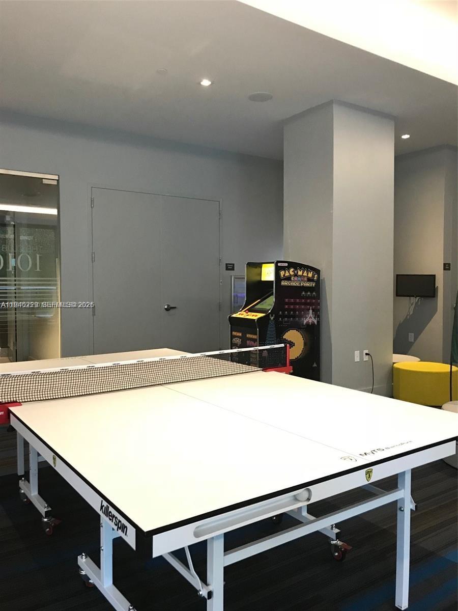 1010 BRICKELL AVE #3809, Miami FL 33131