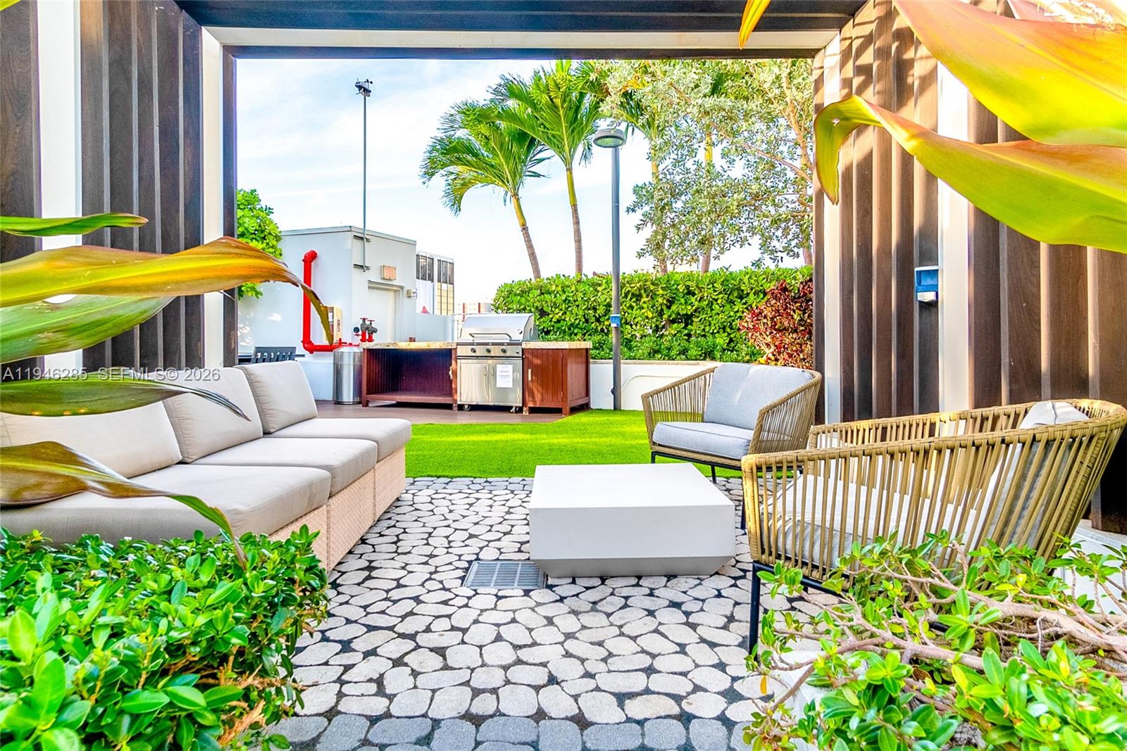 2020 N Bayshore Dr #2404, Miami FL 33137