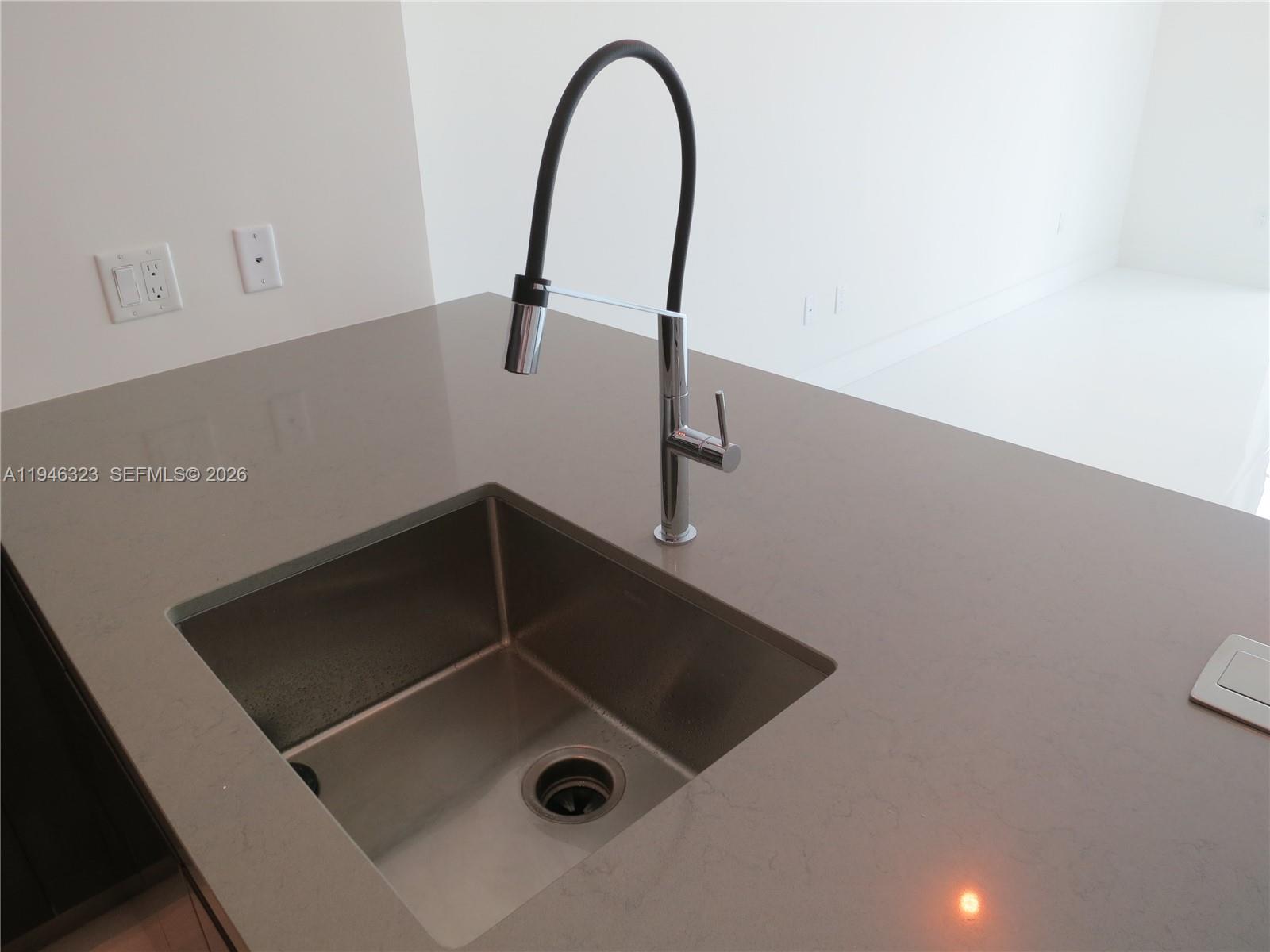 1080 Brickell Ave #1505, Miami FL 33131