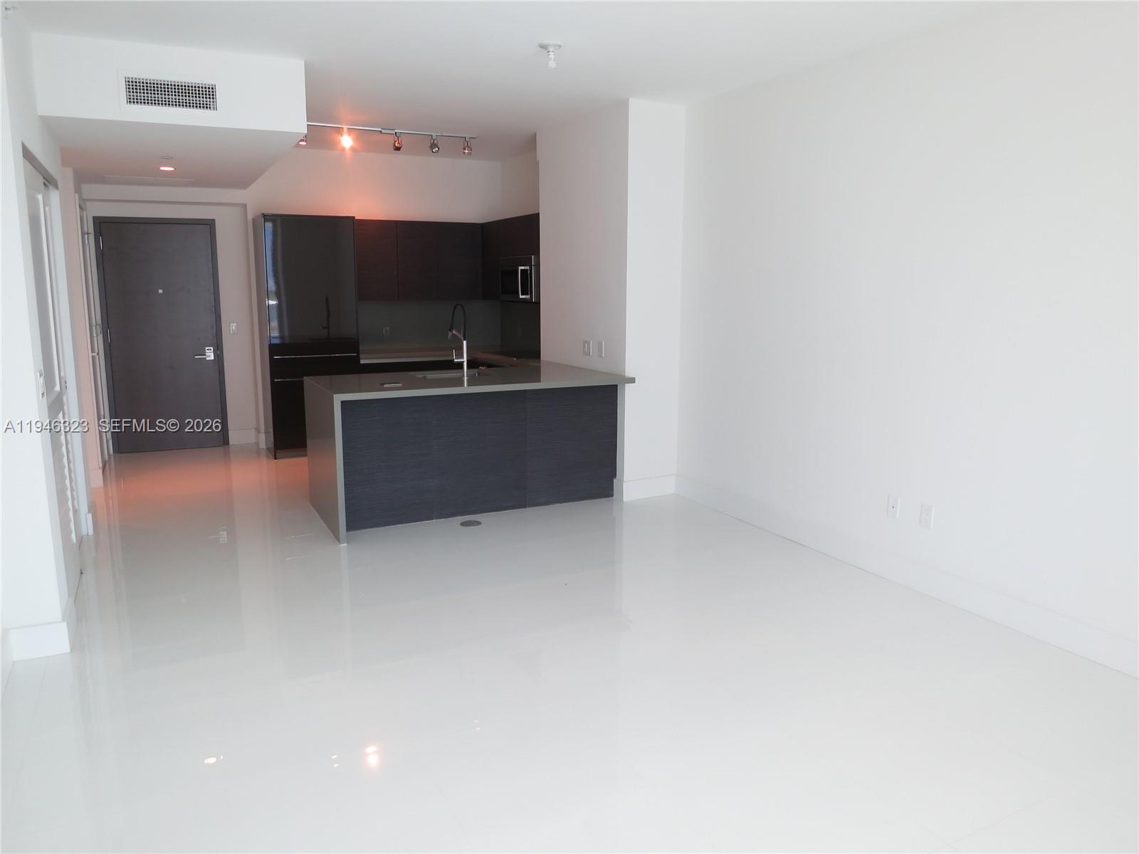 1080 Brickell Ave #1505, Miami FL 33131
