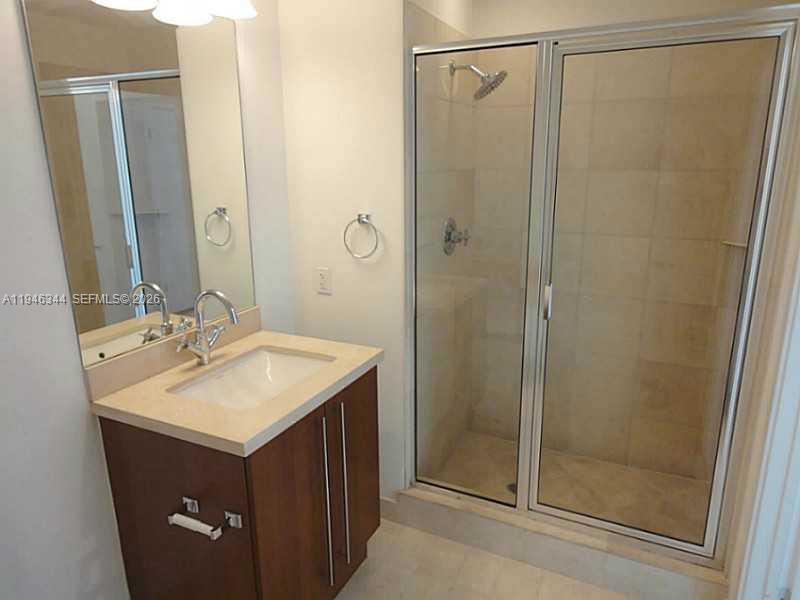 1111 SW 1 AV #1624-N, Miami FL 33130