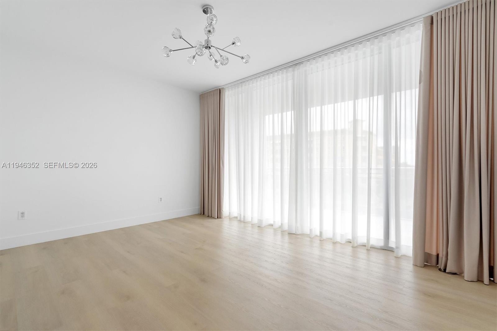 2950 NE 188th St #310, Aventura FL 33180