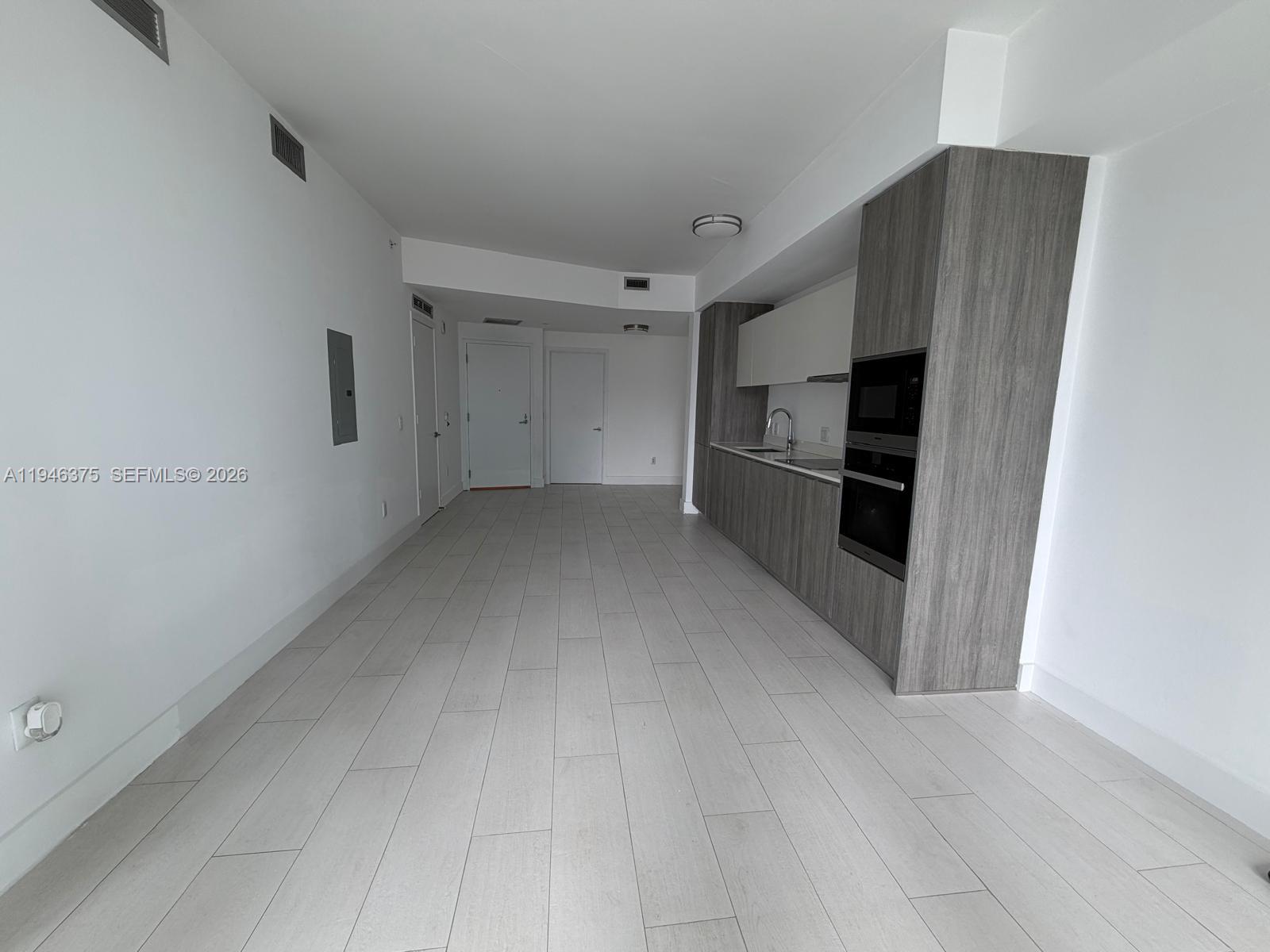 2900 NE 7 AV #808, Miami FL 33137