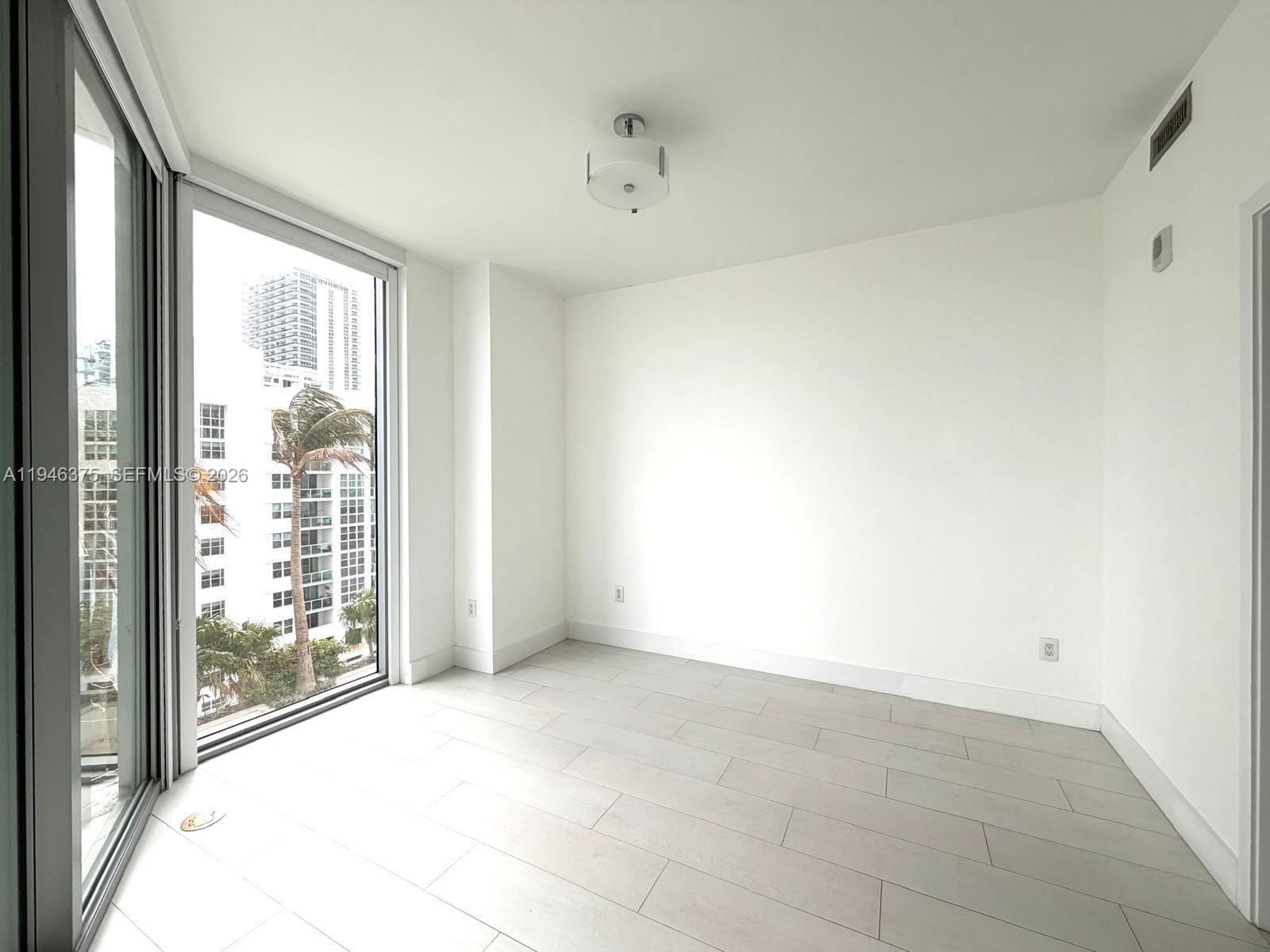 2900 NE 7 AV #808, Miami FL 33137