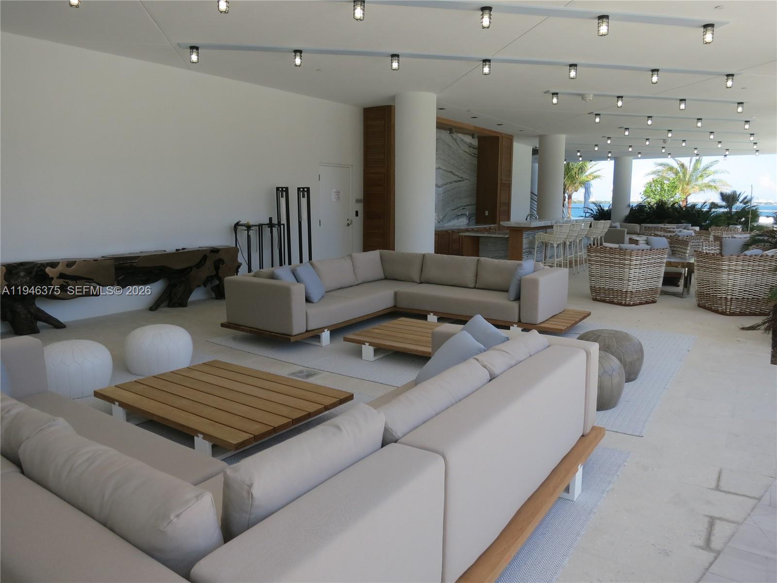 2900 NE 7 AV #808, Miami FL 33137