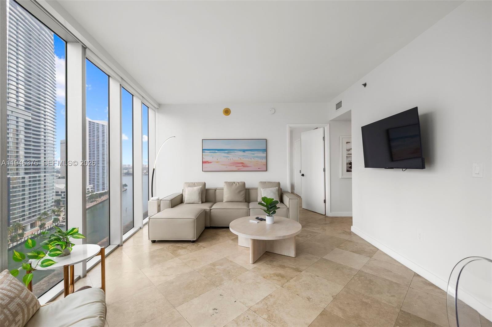 485 Brickell Ave #1804, Miami FL 33131