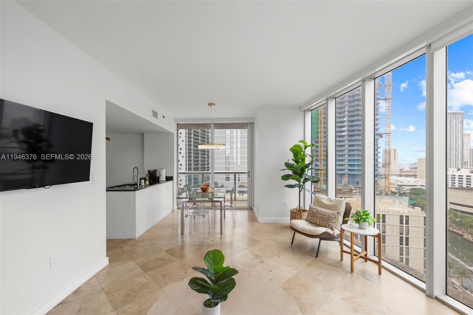 485 Brickell Ave #1804, Miami FL 33131