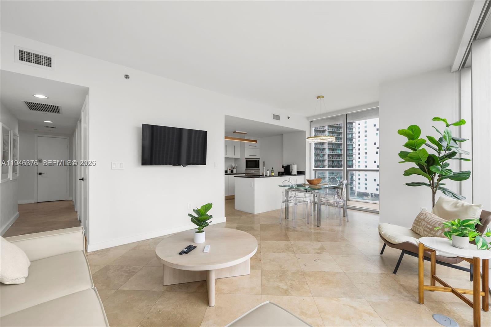 485 Brickell Ave #1804, Miami FL 33131
