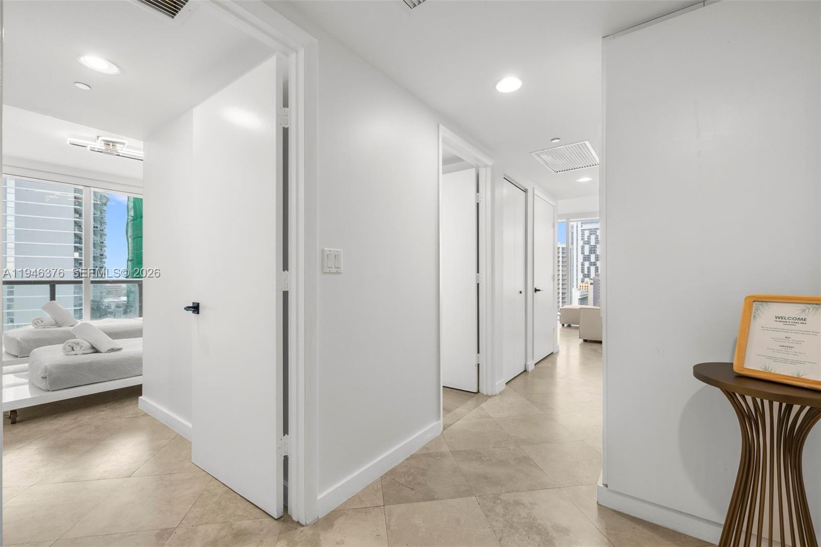 485 Brickell Ave #1804, Miami FL 33131