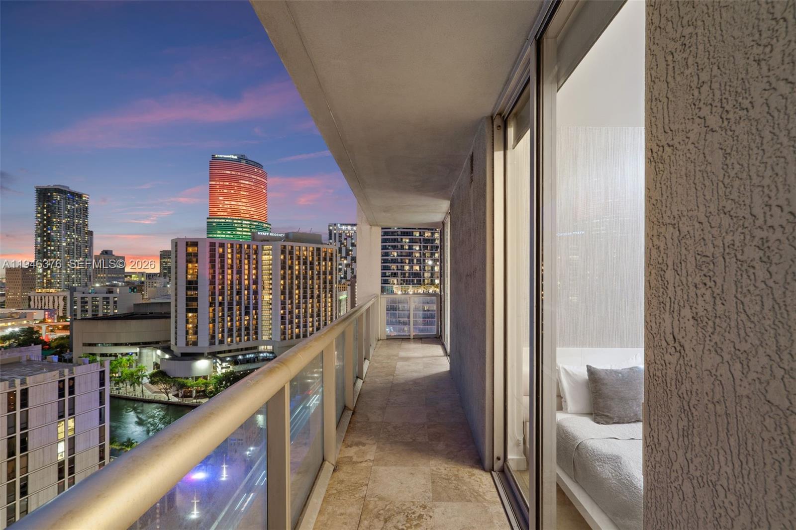 485 Brickell Ave #1804, Miami FL 33131